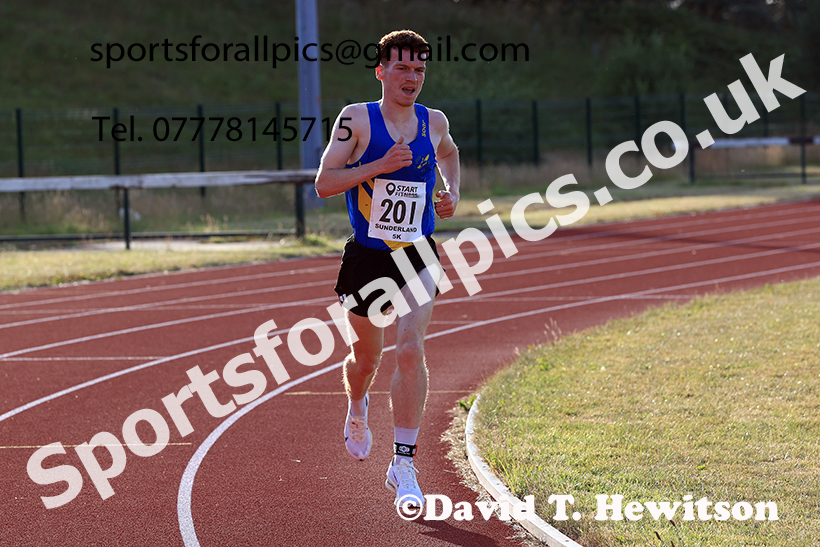 Senior Mens 2025 Sunderland 5k, Silksworth, Sunderland. Photo: David T. Hewitson/Sports for All Pics